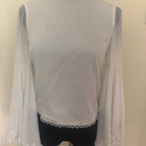 Alice + Olive White Bell Sleeve Blouse